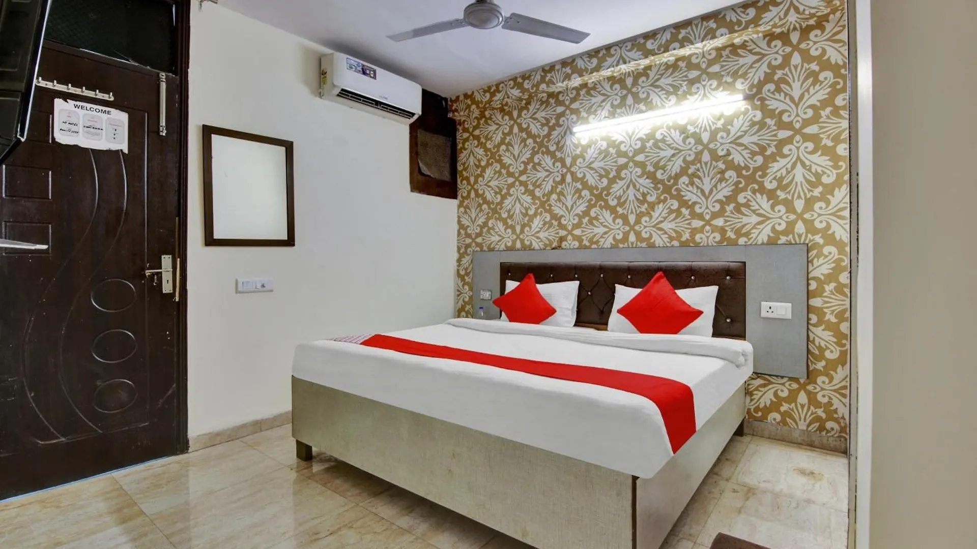 Hotel O Prime Stay New Delhi