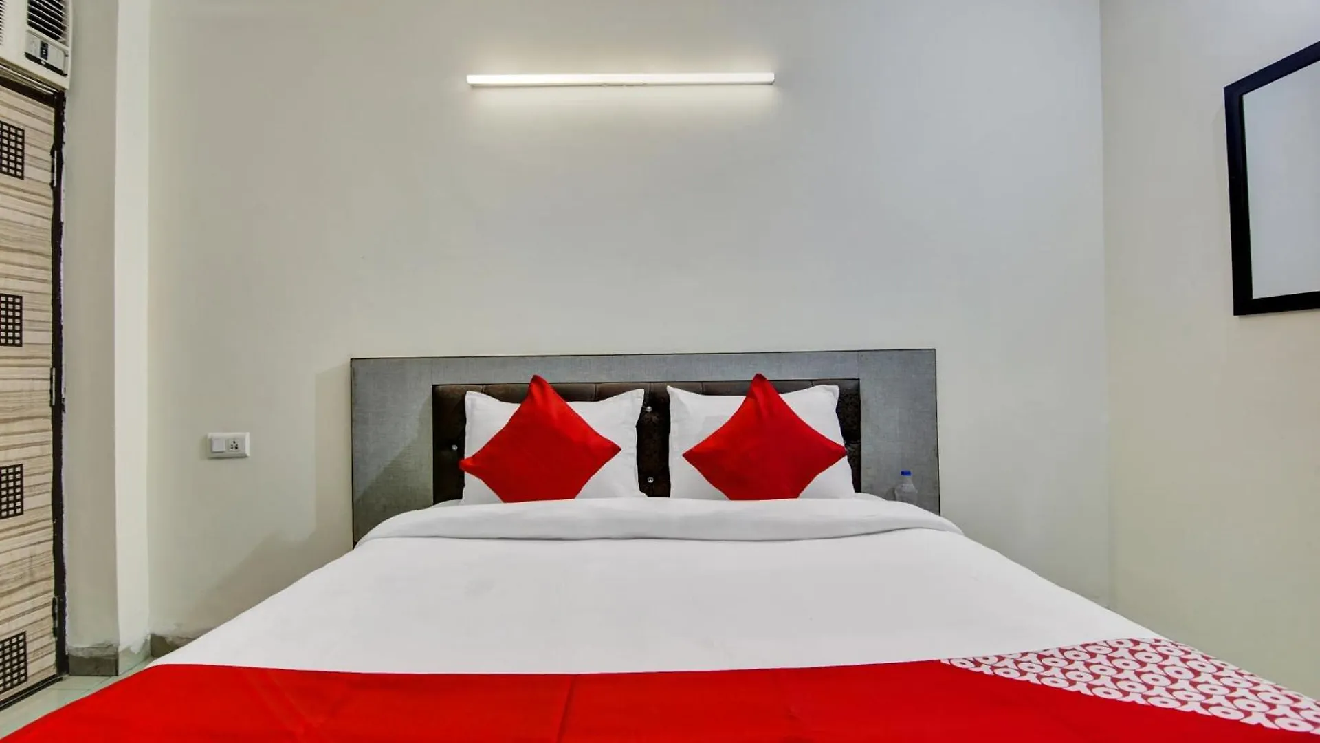 Hotel O Prime Stay New Delhi