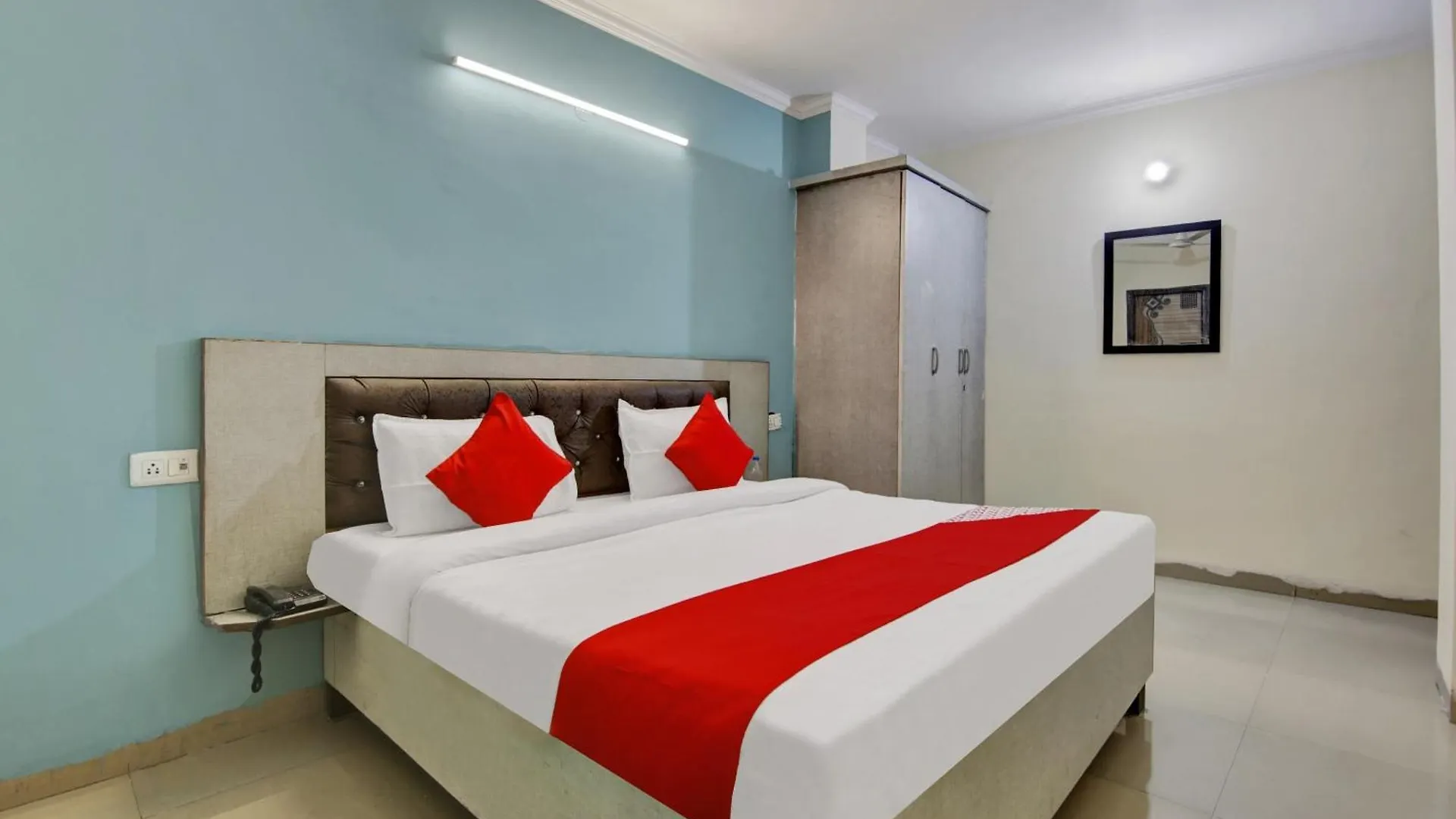 Hotel O Prime Stay Nuova Delhi